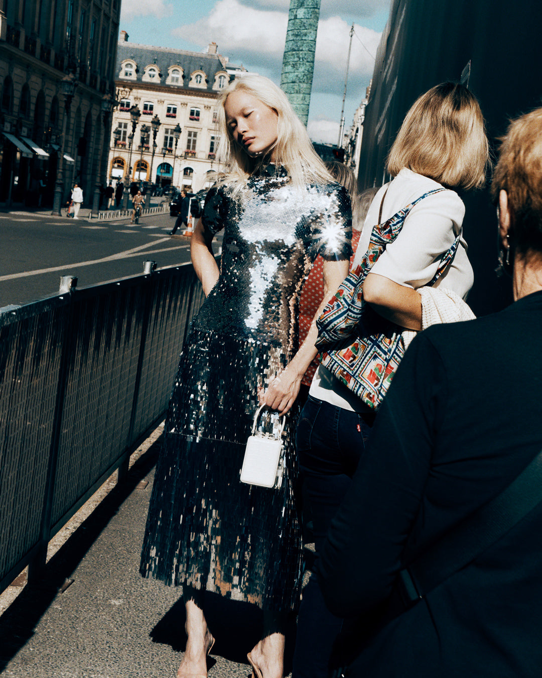 Gümüş Degrade Pullu Midi Elbise