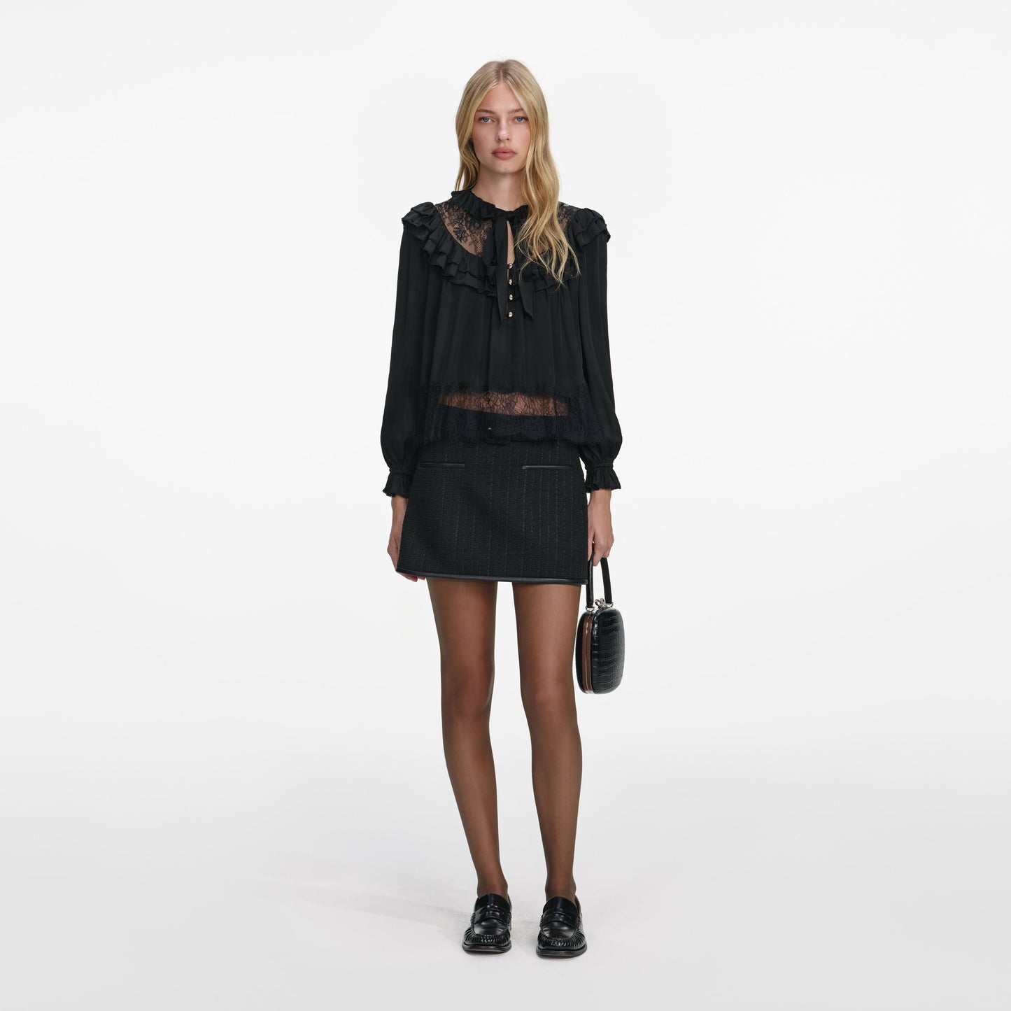 Siyah Viskon Dantel Bluz