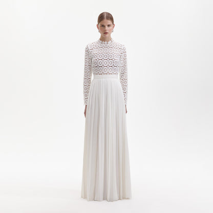 Pileli Tığ İşi Çiçekli Uzun Elbise