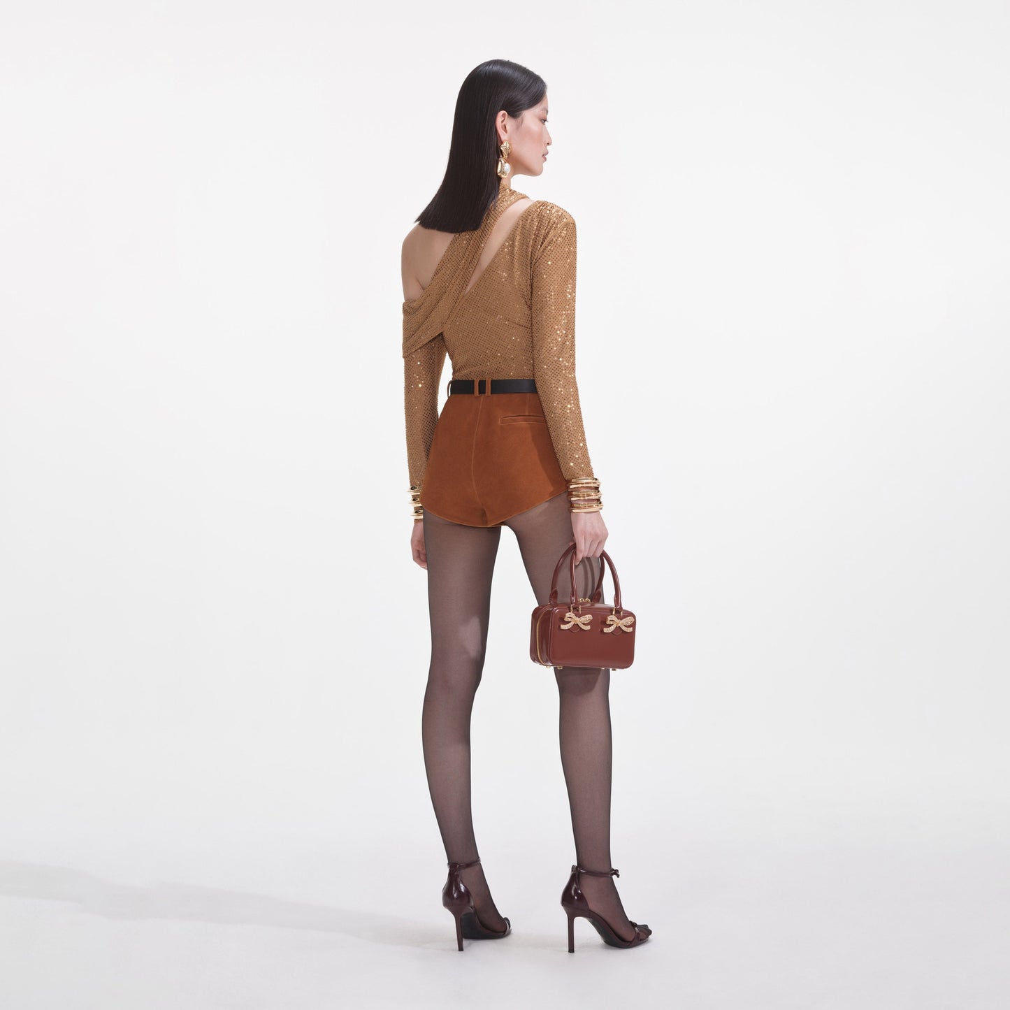 Kahverengi Taşlı Topuzlu Üst