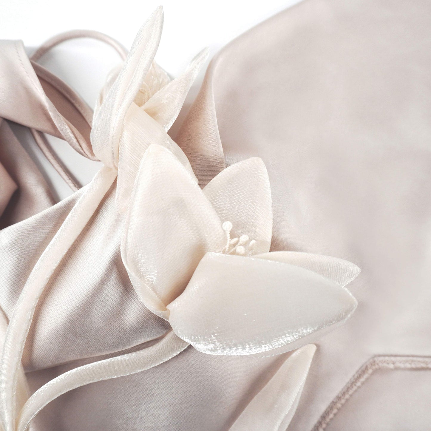 Şampanya Çiçek Saten Mini Elbise