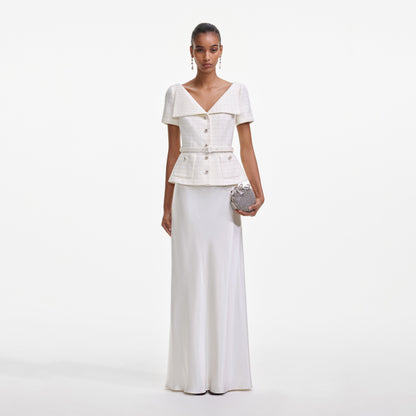 Krem Bukle Detaylı Uzun Elbise