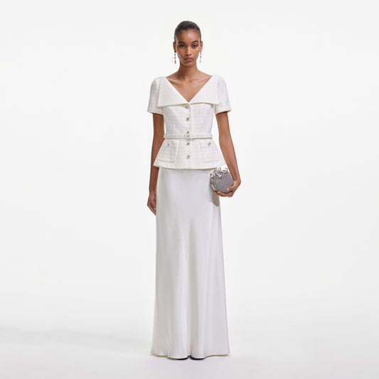 Krem Bukle Detaylı Uzun Elbise