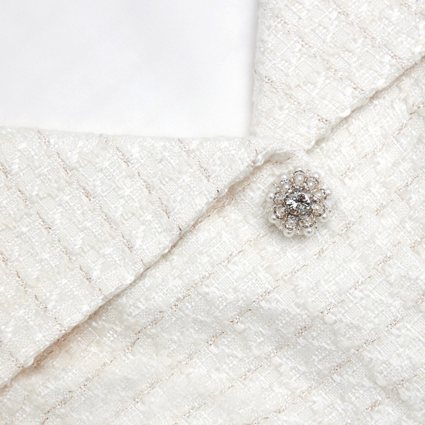 Krem Bukle Detaylı Uzun Elbise