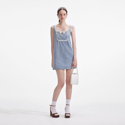 Açık Mavi Kot Fiyonklu Mini Elbise