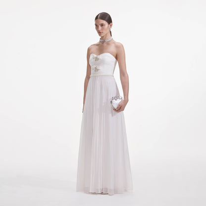 Beyaz Şifon Fiyonklu Uzun Elbise