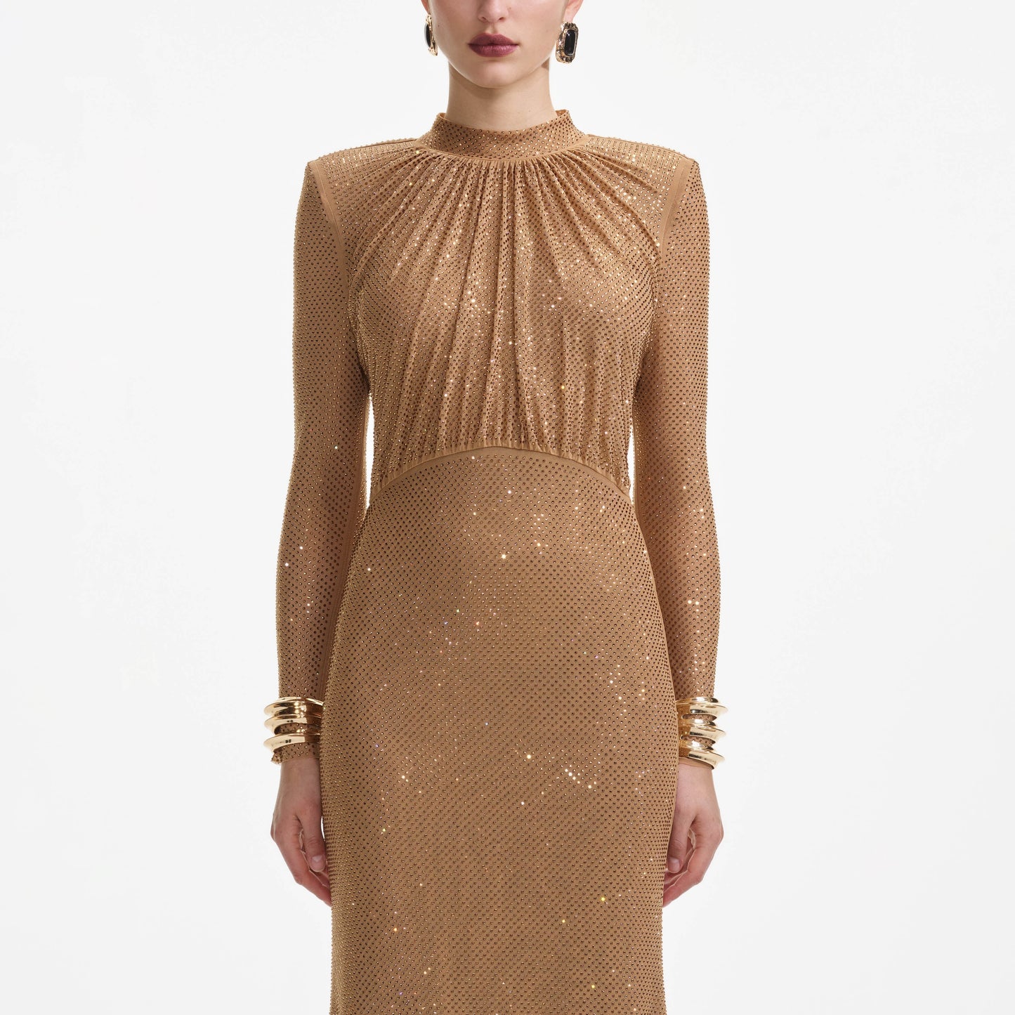 Kahverengi Taşlı Toplanmış Uzun Elbise