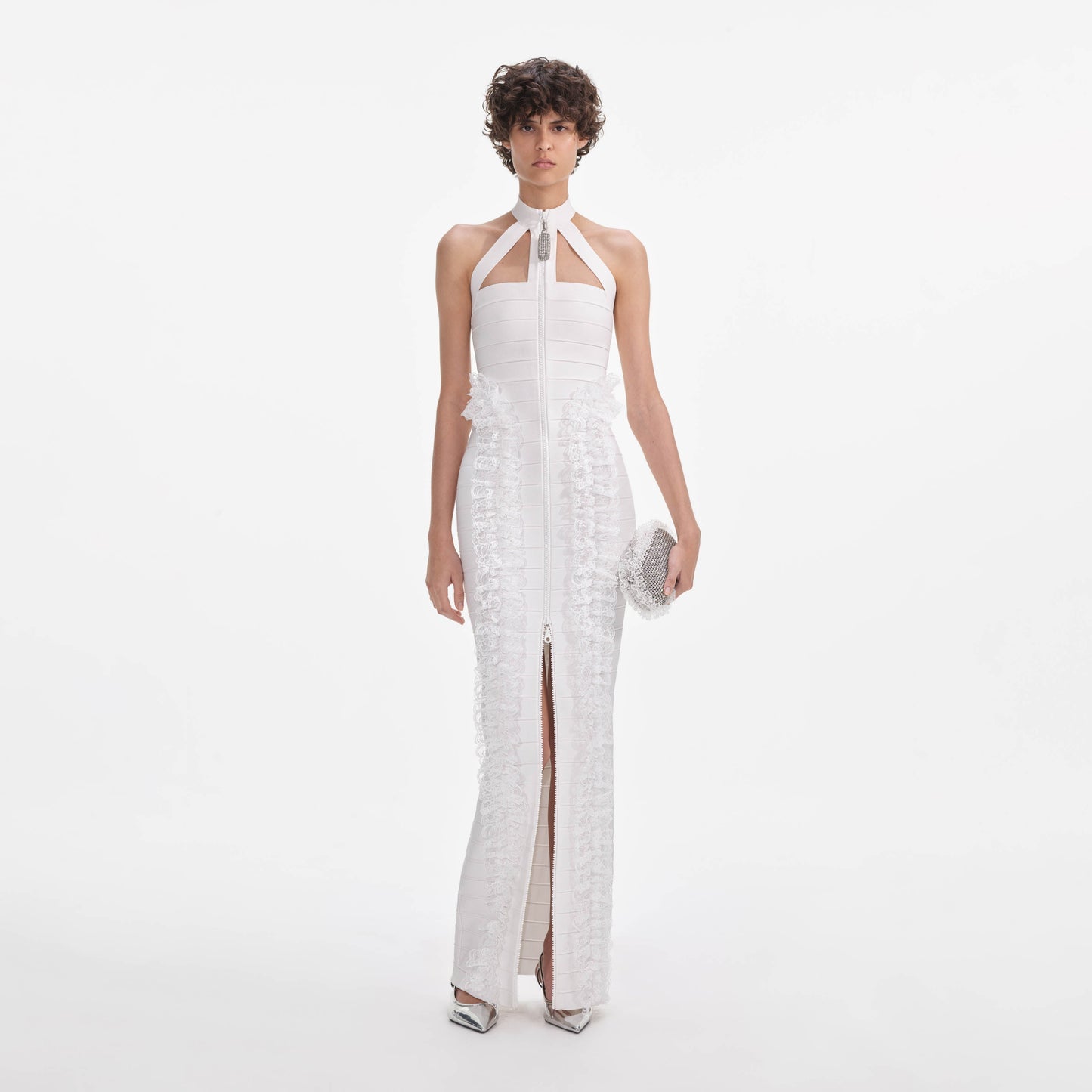 Beyaz Örme Fermuarlı Volanlı Uzun Elbise