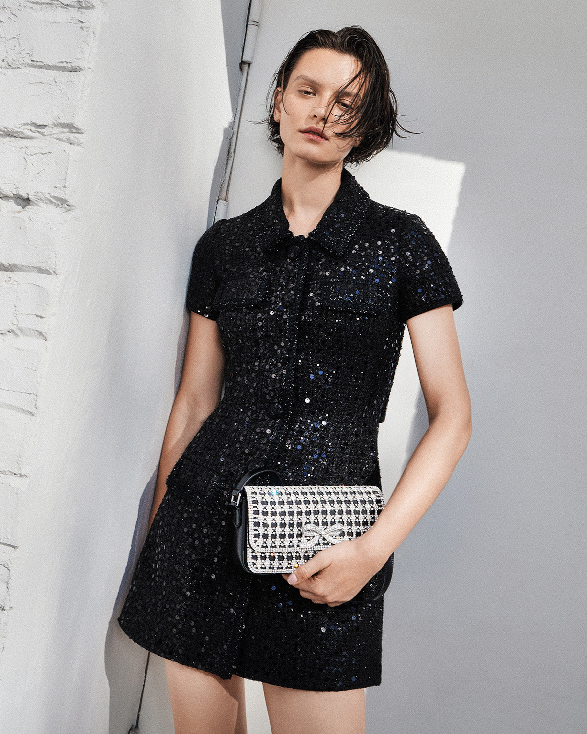 Siyah Pullu Buklet Mini Elbise